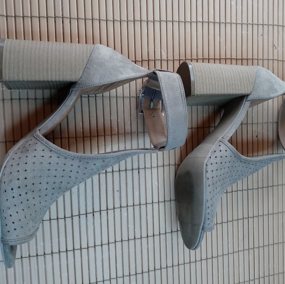 Universal Thread women's faux suede chunky block 4" heel ankle strap open toe sa - Picture 6 of 8